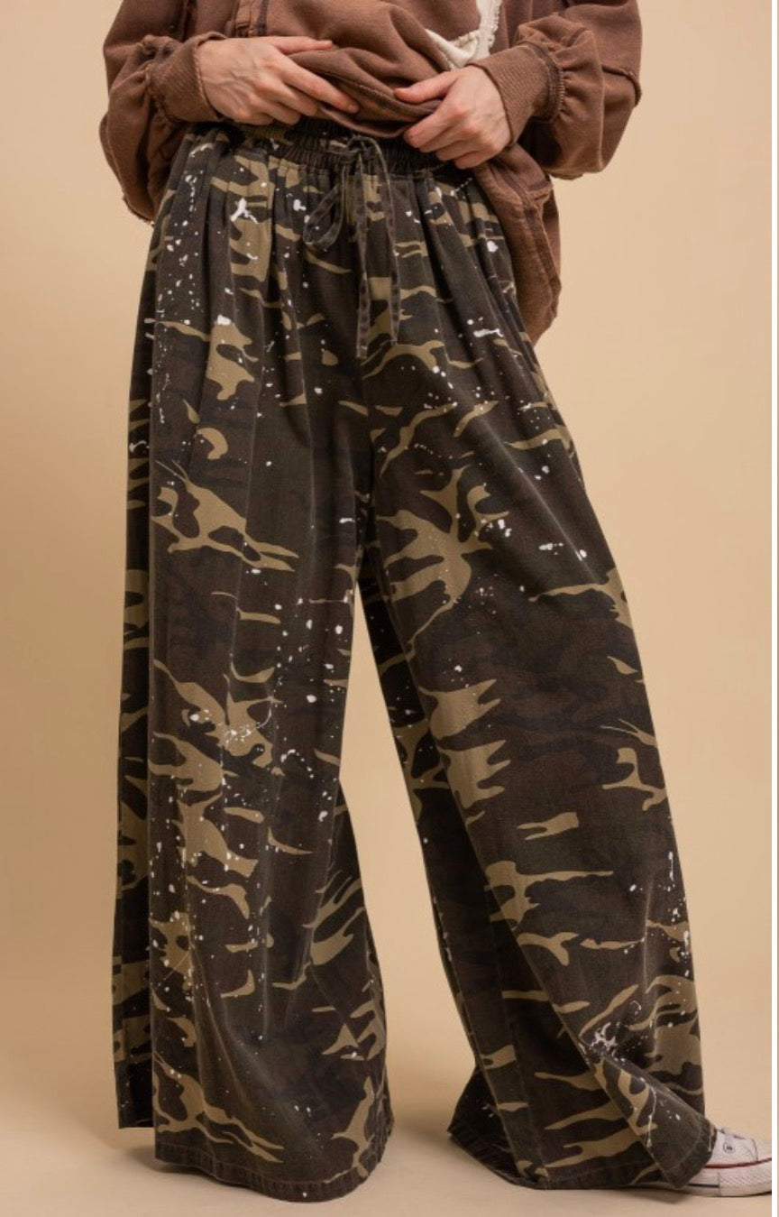 Simple Mineral Wash Paint Splatter Pants