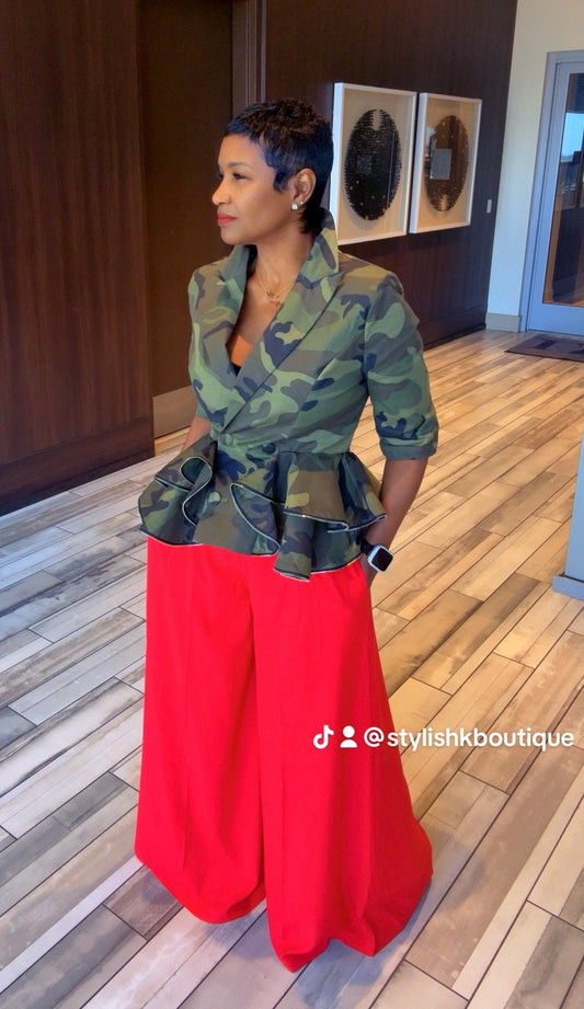 Lady in Red Casual Dress Pants