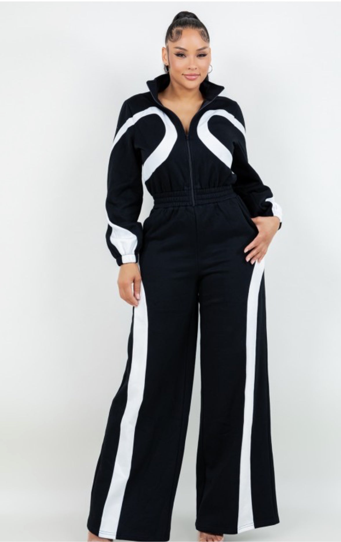 Come Pop Out in Black and White Jumpsuit